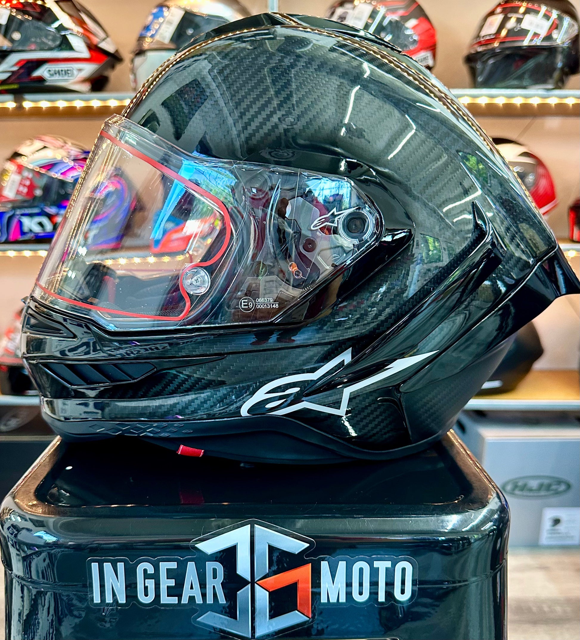 Alpinestars Supertech R10 Solid Helmet Alpinestars