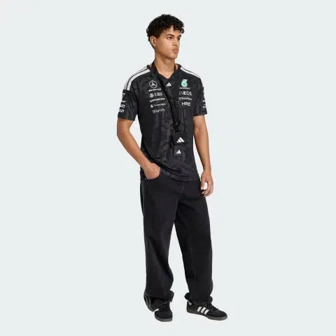 Mercedes - AMG Petronas Formula One 2026 Men's Team Jersey T-Shirt - White/Black Mercedes AMG Petronas