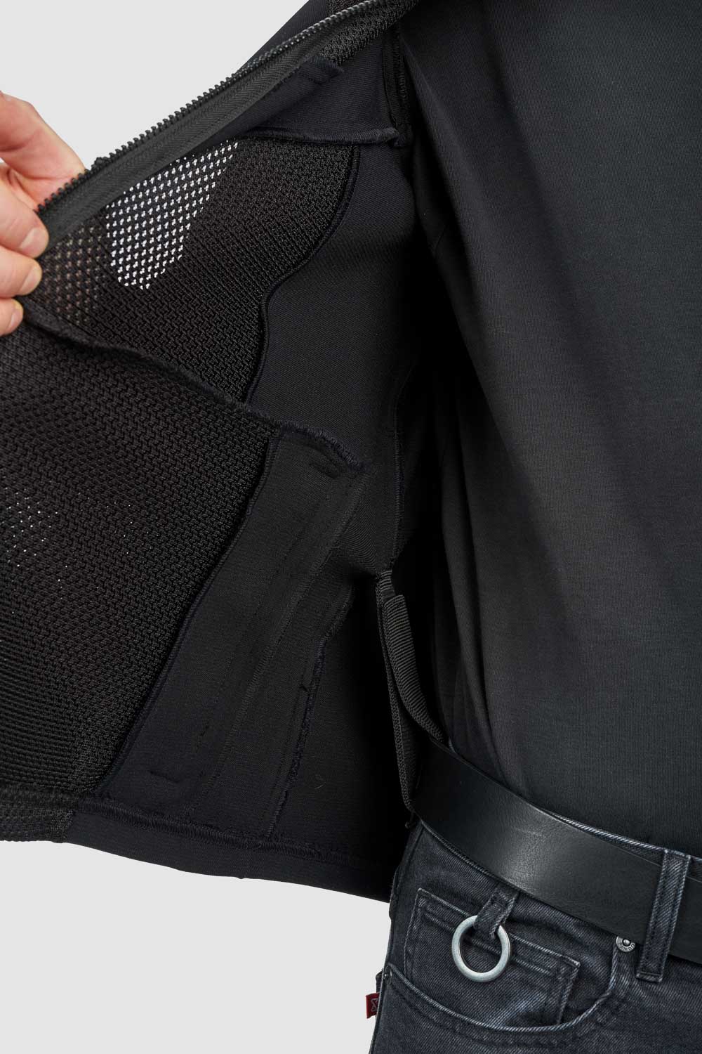 STEALTH BLACK AAA - Light-weight armored jacket for men Pando Moto