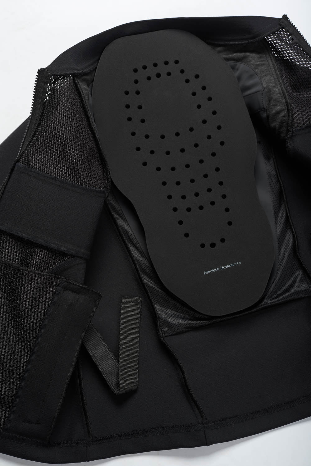 STEALTH BLACK AAA - Light-weight armored jacket for men Pando Moto