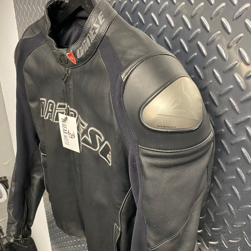 Dainese Leather Motorcycle Jacket Sz 58EU Dainese