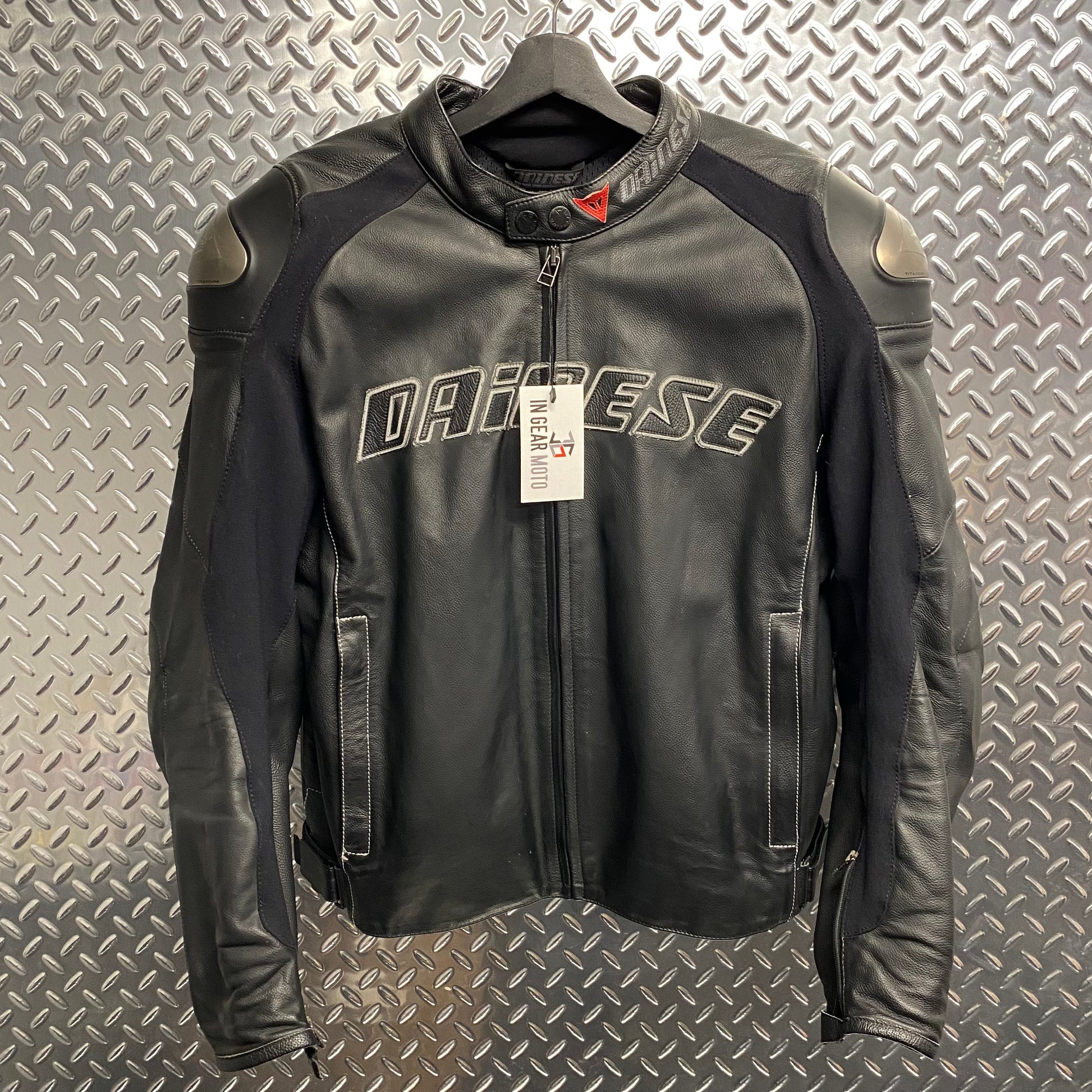 Dainese Leather Motorcycle Jacket Sz 58EU Dainese
